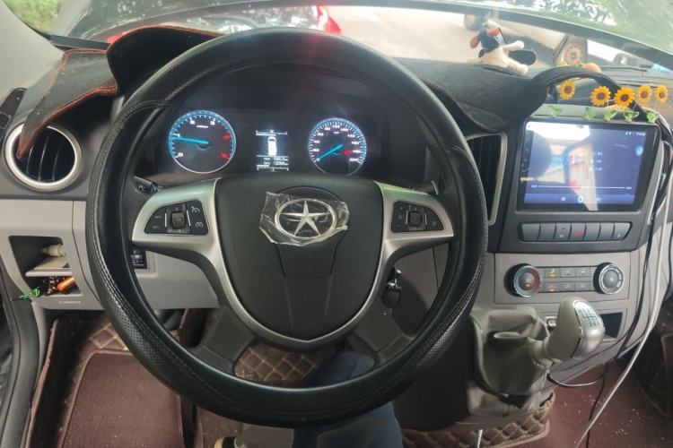 Used JAC Group Sunray 2022 2.0T Fuel-Efficient King PLUS Express Version Middle-Axis 7-Seater HFC4DB3-2E4 Steering Wheel