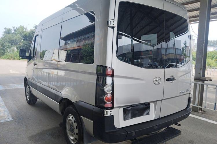 Used JAC Group Sunray 2022 2.0T Fuel-Efficient King PLUS Express Version Short Wheelbase 6-7 Seater – HFC4DB3-2E4 Exterior 2