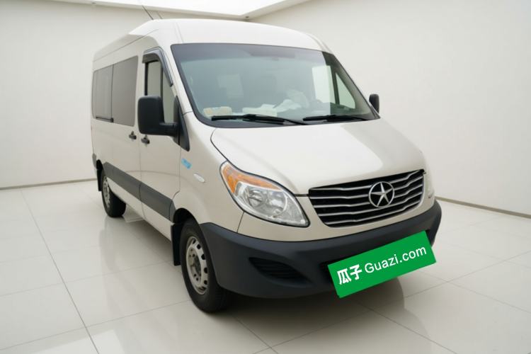 Used JAC Group Sunray 2022 2.0T Fuel-Efficient King PLUS Express Version Middle-Axis 7-Seater HFC4DB3-2E4 Front Right 45 Deg