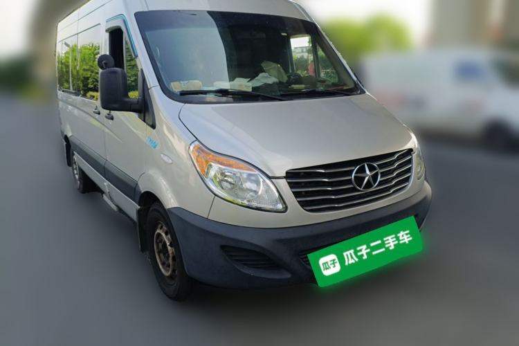Used JAC Group Sunray 2022 2.0T Fuel-Efficient King PLUS Express Version Middle-Axis 7-Seater HFC4DB3-2E4 Front Right 45 Deg