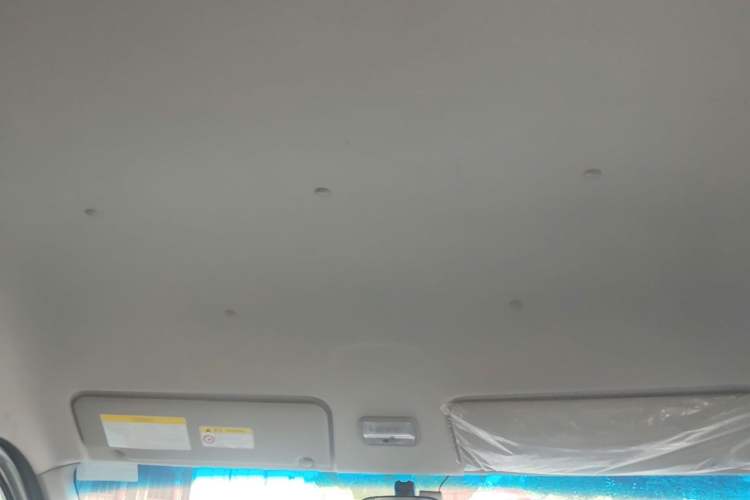 Used JAC Group Sunray 2022 2.0T Fuel-Efficient King PLUS Express Version Short Wheelbase 6-7 Seater – HFC4DB3-2E4 Headliner