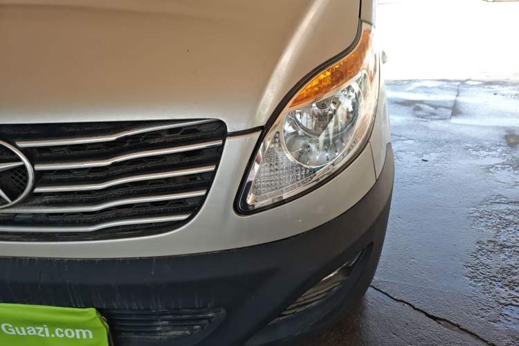 Used JAC Group Sunray 2022 2.0T Fuel-Efficient King PLUS Express Version Middle-Axis 7-Seater HFC4DB3-2E4 Left Front Headlight