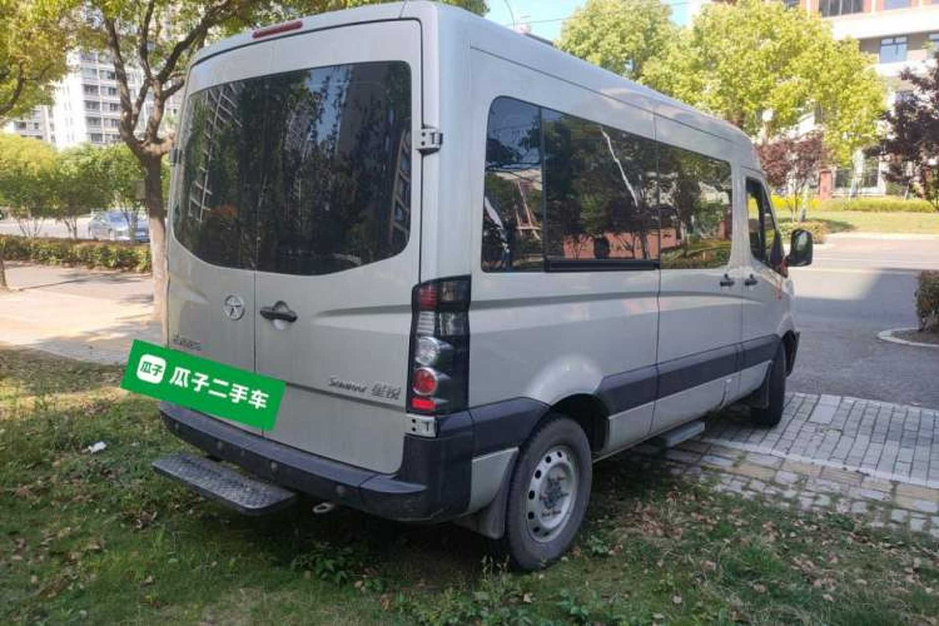 Used JAC Group Sunray 2022 2.0T Fuel-Efficient King PLUS Express Version Middle-Axis 7-Seater HFC4DB3-2E4 Rear Right 45 Deg