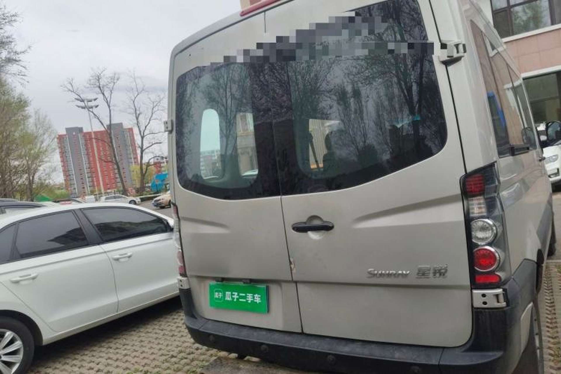 Used JAC Group Sunray 2022 2.0T Fuel-Efficient King PLUS Express Version Mid-axle 5-6 Seats HFC4DB3-2E4 Rear