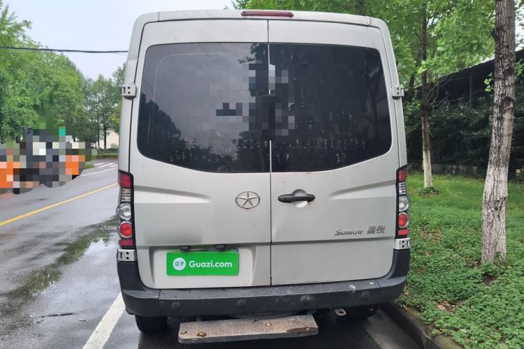 Used JAC Group Sunray 2022 2.0T Fuel-Efficient King PLUS Express Version Mid-axle 5-6 Seats HFC4DB3-2E4 Rear