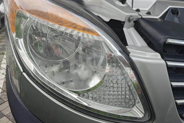 Used JAC Group Sunray 2022 2.0T Fuel-Efficient King PLUS Express Version Mid-axle 5-6 Seats HFC4DB3-2E4 Right Front Headlight