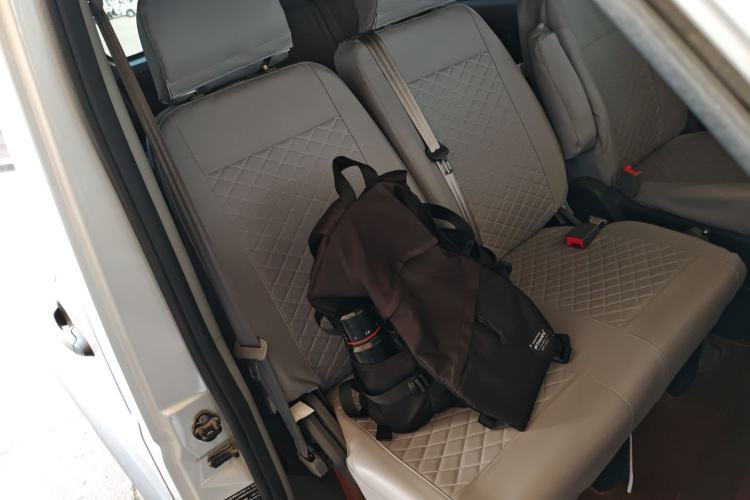 Used JAC Group Sunray 2022 2.0T Fuel-Efficient King PLUS Express Version Middle-Axis 7-Seater HFC4DB3-2E4 Right Front Seat