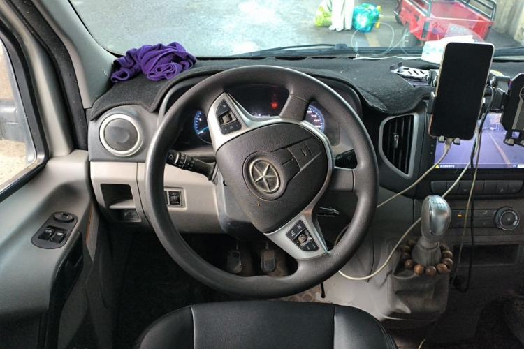 Used JAC Group Sunray 2022 2.0T Fuel-Efficient King PLUS Express Version Middle-Axis 7-Seater HFC4DB3-2E4 Steering Wheel