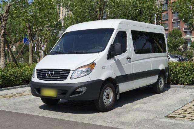 Used JAC Group Sunray 2022 2.0T Fuel-Efficient King PLUS Express Version Mid-axle 5-6 Seats HFC4DB3-2E4
