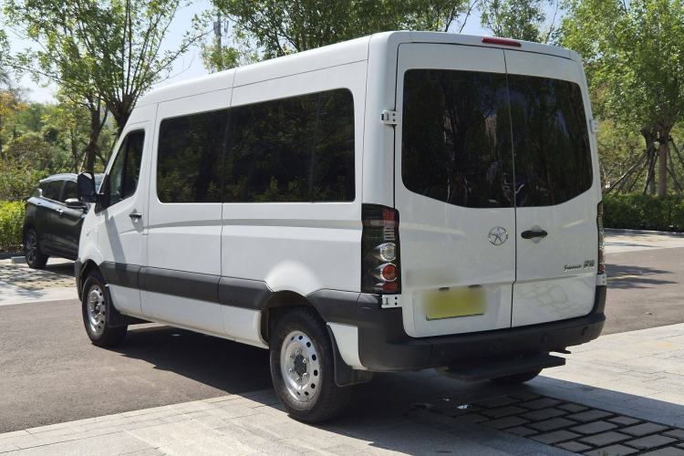 Used JAC Group Sunray 2022 2.0T Fuel-Efficient King PLUS Express Version Mid-axle 5-6 Seats HFC4DB3-2E4 Exterior 6