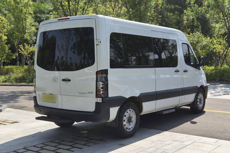 Used JAC Group Sunray 2022 2.0T Fuel-Efficient King PLUS Express Version Mid-axle 5-6 Seats HFC4DB3-2E4 Exterior 8