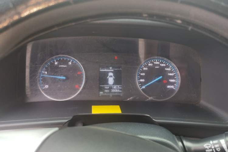 Used JAC Group Sunray 2022 2.0T Fuel-Efficient King PLUS Express Version Mid-axle 5-6 Seats HFC4DB3-2E4 Instrument Cluster
