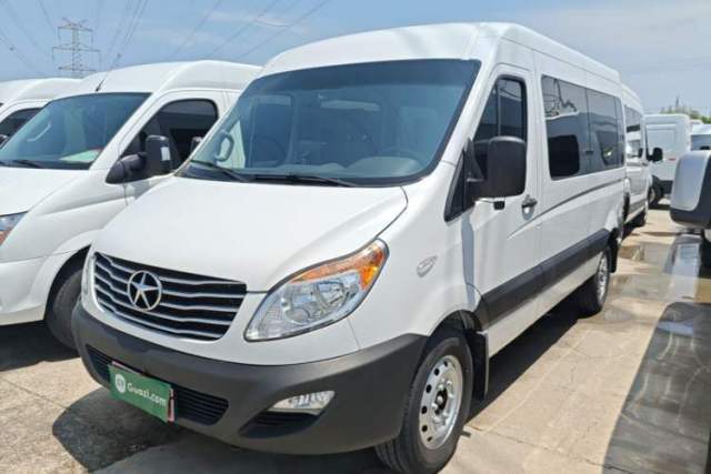 Used JAC Group Sunray 2022 2.0T Fuel-Efficient King PLUS Express Version Mid-axle 5-6 Seats HFC4DB3-2E4