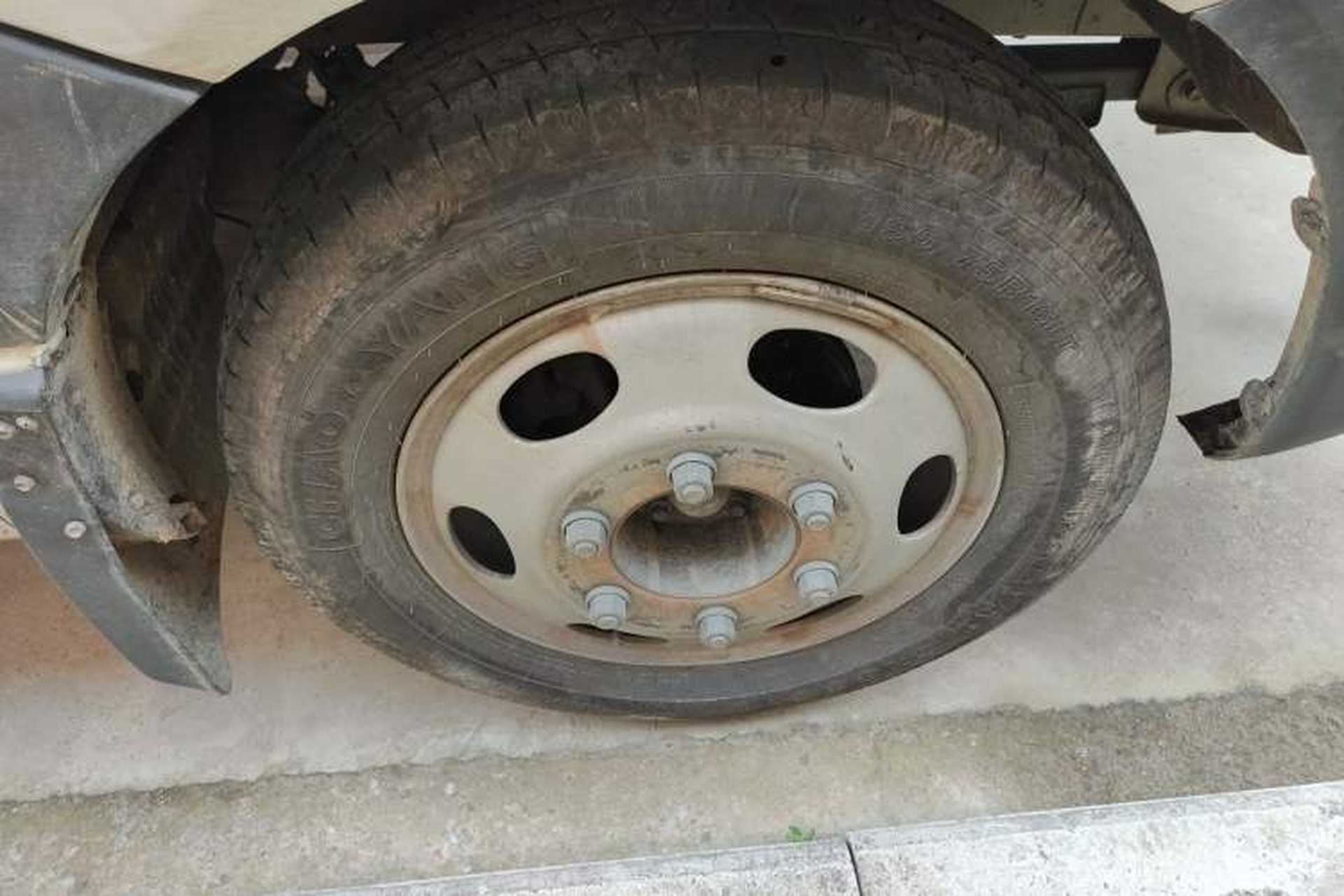Used JAC Group Sunray  Right Front Wheel Hub