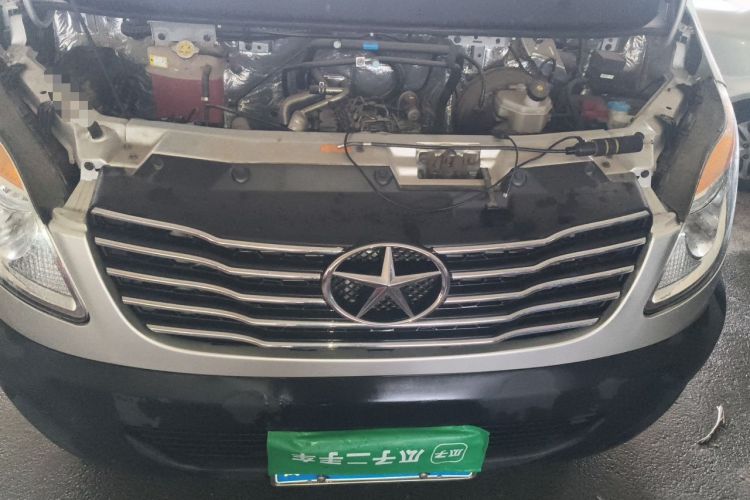 Used JAC Group Sunray 2023 2.0T 5-Series Express Version 6/7 Seats HFC4DB3-2E4 Engine Bay