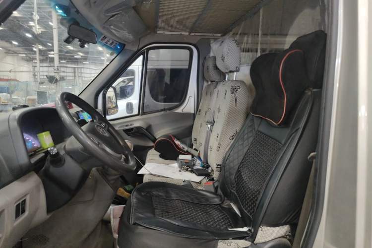 Used JAC Group Sunray 2023 2.0T 5-Series Express Version 6/7 Seats D20TCIF1 Left Front Seat