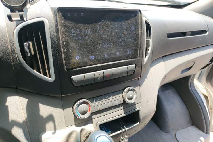 Used JAC Group Sunray 2023 2.0T 5-Series Express Version 6/7 Seats HFC4DB3-2E4 Audio And AC Panel