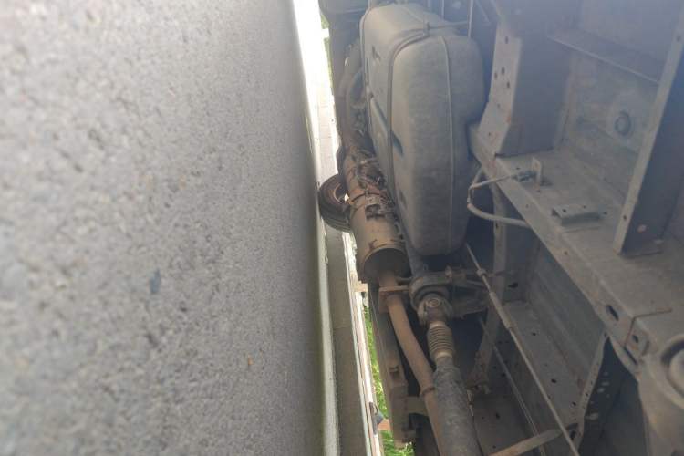Used JAC Group Sunray  Chassis Rear Left