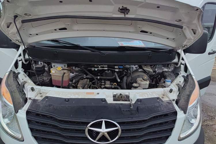 Used JAC Group Sunray 2023 2.0T 5-Series Express Version 6/7 Seats D20TCIF1 Engine Bay