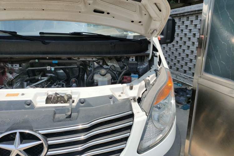 Used JAC Group Sunray 2023 2.0T 5-Series Express Version 6/7 Seats HFC4DB3-2E4 Engine Bay Left