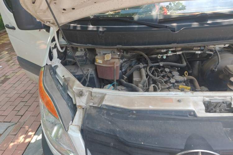 Used JAC Group Sunray  Engine Bay Right