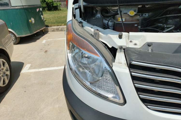 Used JAC Group Sunray 2023 2.0T 5-Series Express Version 6/7 Seats HFC4DB3-2E4 Right Front Headlight