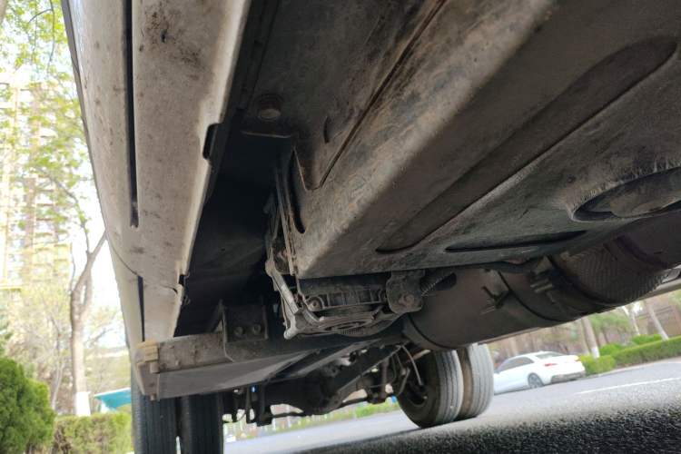 Used JAC Group Sunray  Chassis Front Right