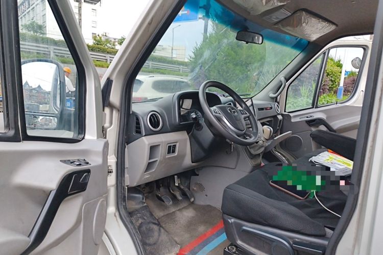 Used JAC Group Sunray 2024 2.0T Comfort Edition Single-Tyre Low-Roof Van with 5/6/7 Seating Configurations Driver Seat