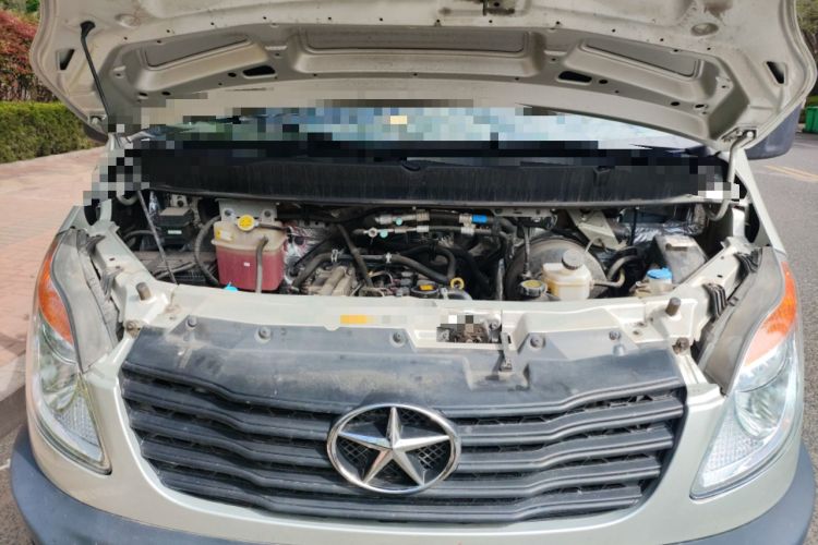 Used JAC Group Sunray  Engine Bay