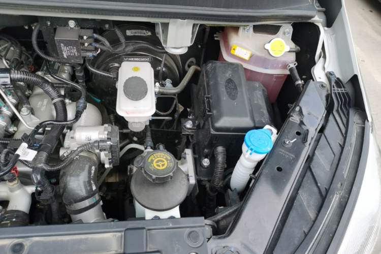 Used JAC Group Sunray 2024 2.5T 5-Series Express Version Single Tire 5/6/7 Seater Engine Bay Left