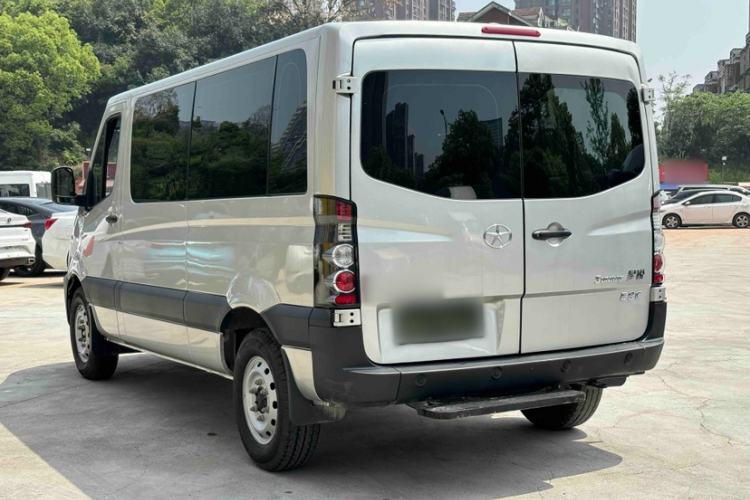 Used JAC Group Sunray 2024 2.0T Comfort Edition Single-Tyre Low-Roof Van with 5/6/7 Seating Configurations Exterior 4