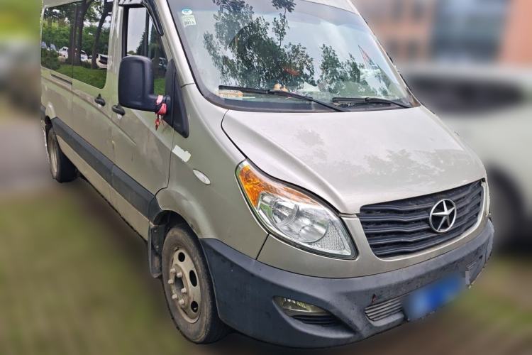 Used JAC Group Sunray 2024 2.0T Long-Wheelbase Express with Dual Tires High Roof—5/6/7-Seater Front Right 45 Deg