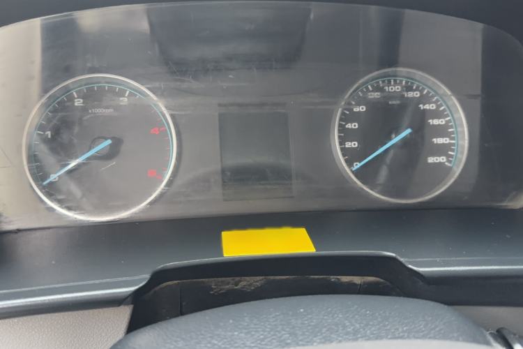 Used JAC Group Sunray 2024 2.0T Comfort Edition Single-Tyre Low-Roof Van with 5/6/7 Seating Configurations Instrument Cluster