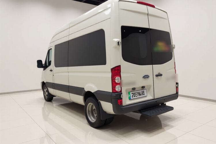 Used JAC Group Sunray 2024 2.5T 5-Series Express Version with Dual Tires Available in 5/6/7-Seater Configurations Rear Left 45 Deg