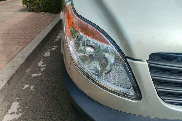 Used JAC Group Sunray  Right Front Headlight