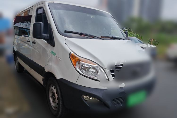 Used JAC Group Sunray 2024 2.0T Manual Mid-Roof Comfort Edition 5/6/7/9-Seater Front Right 45 Deg