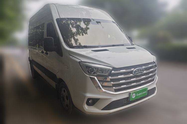 Used JAC Group Sunray 2024 2.5T 5-Series Express Version with Dual Tires Available in 5/6/7-Seater Configurations Front Right 45 Deg