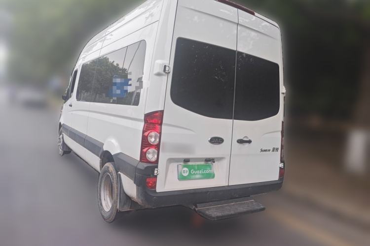 Used JAC Group Sunray 2024 2.5T 5-Series Express Version with Dual Tires Available in 5/6/7-Seater Configurations Rear Left 45 Deg