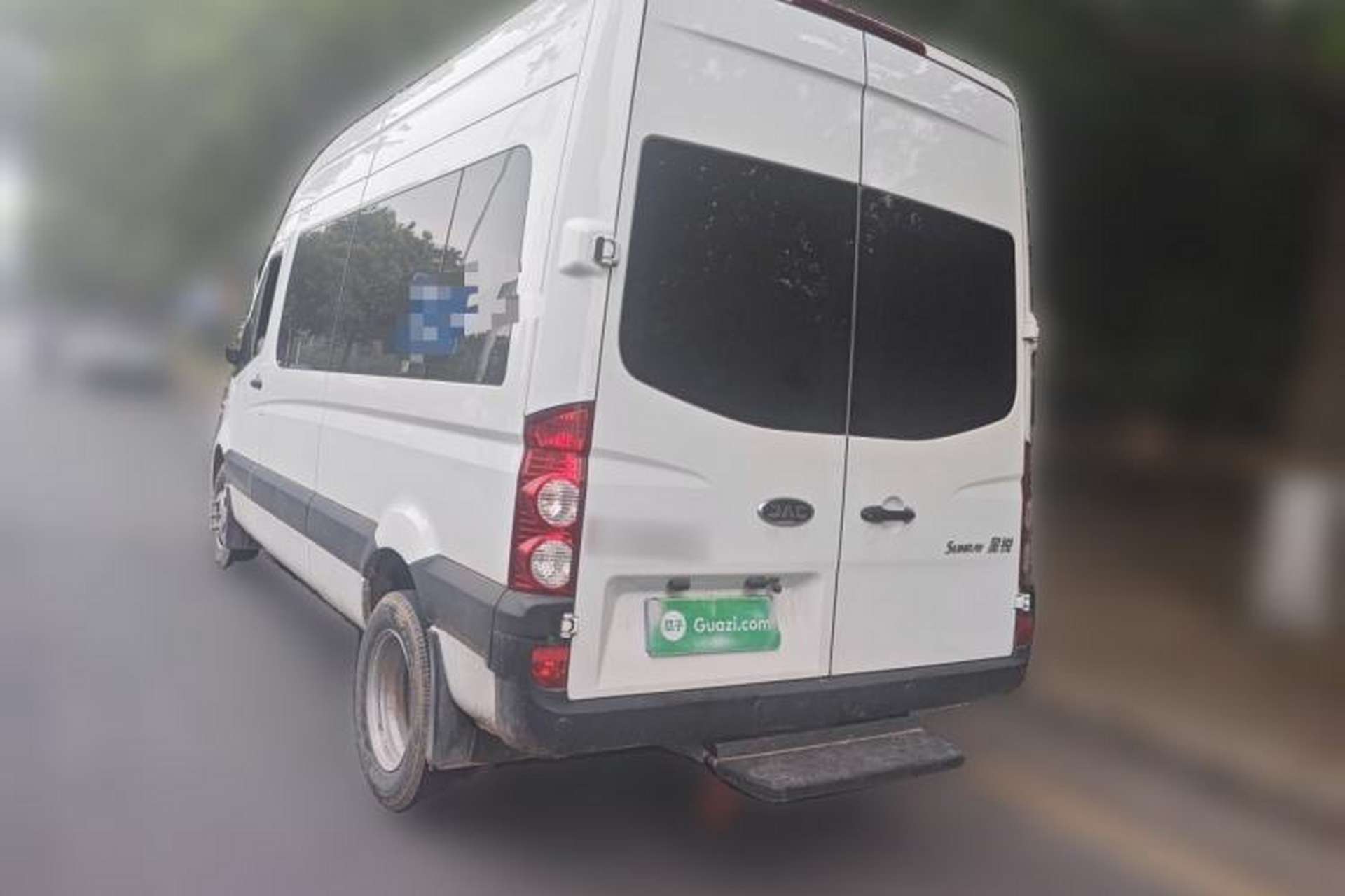 Used JAC Group Sunray 2024 2.5T 5-Series Express Version with Dual Tires Available in 5/6/7-Seater Configurations Rear Left 45 Deg