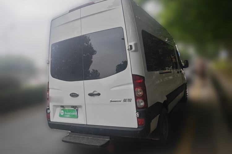 Used JAC Group Sunray 2024 2.5T 5-Series Express Version with Dual Tires Available in 5/6/7-Seater Configurations Rear Right 45 Deg