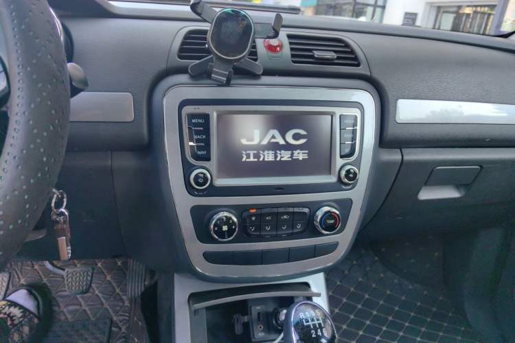 Used JAC Group T6 2015 2.8T Diesel New-Edge HFC4DA1-2C Audio And AC Panel