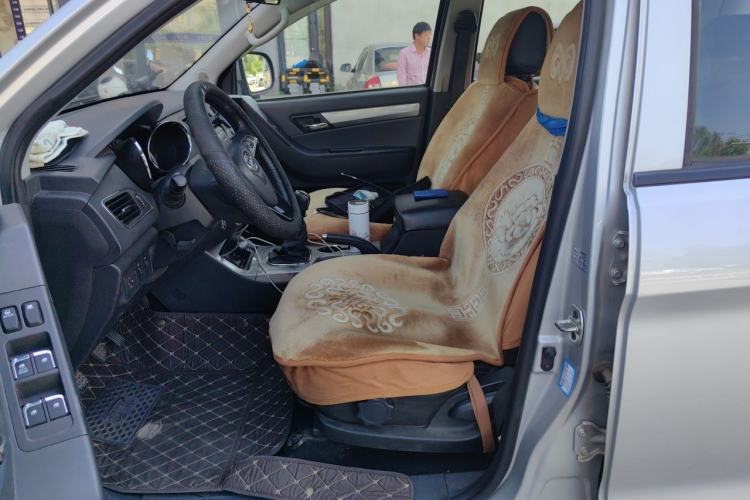 Used JAC Group T6 2015 2.8T Diesel New-Edge HFC4DA1-2C Left Front Seat