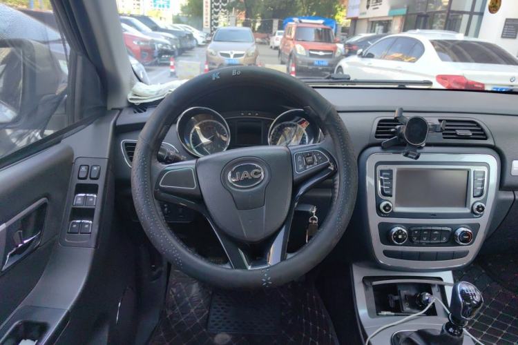 Used JAC Group T6 2015 2.8T Diesel New-Edge HFC4DA1-2C Steering Wheel
