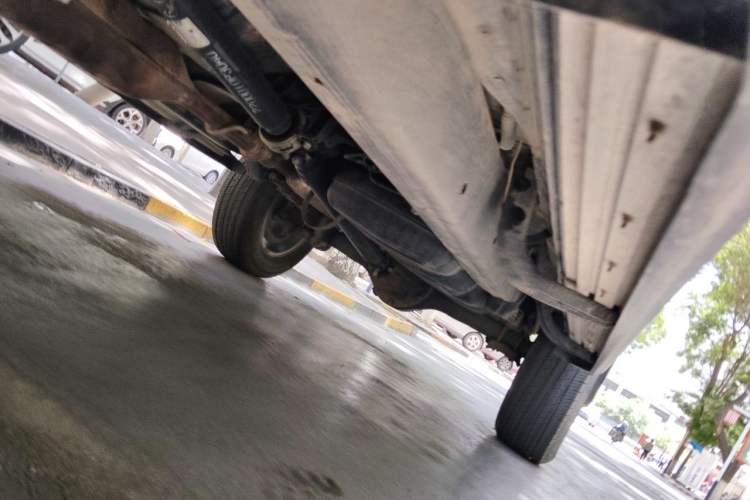 Used JAC Group T6 2016 2.0L Gasoline Flagship Long-Wheelbase HFC4GA3-3D Chassis Front Left