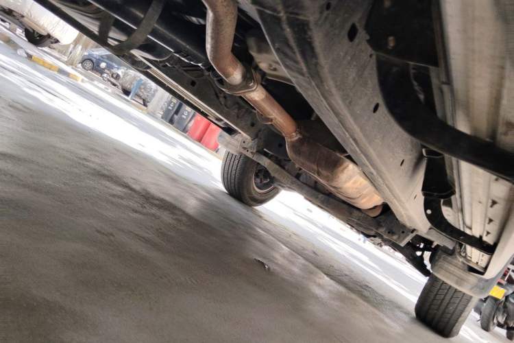 Used JAC Group T6 2016 2.0L Gasoline Flagship Long-Wheelbase HFC4GA3-3D Chassis Rear Right