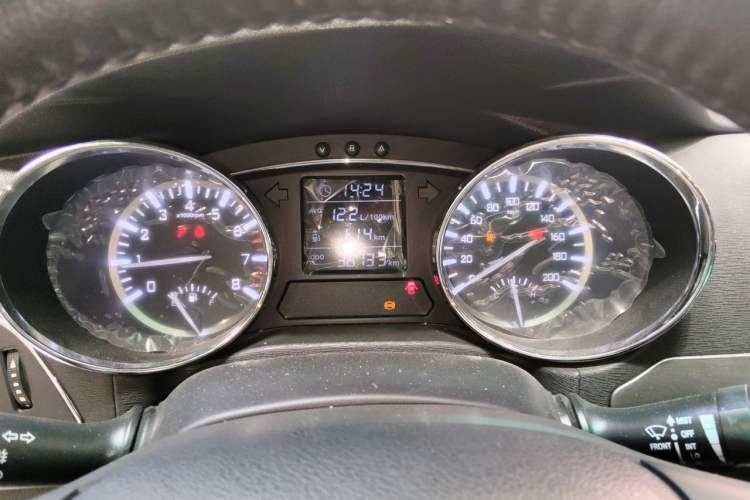 Used JAC Group T6 2016 2.0L Gasoline Flagship Long-Wheelbase HFC4GA3-3D Instrument Cluster