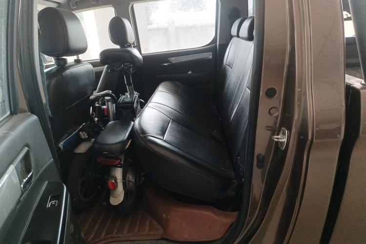 Used JAC Group T6 2016 2.8T Diesel Creator Edition Comfort Version HFC4DA1-2C Left Rear Seat