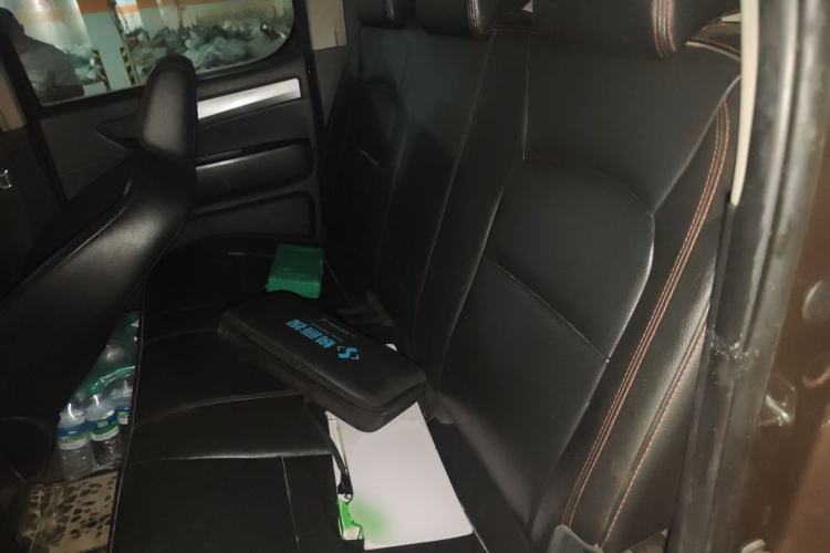 Used JAC Group T6 2016 2.8T Diesel Creator Edition Comfort Long-Wheelbase HFC4DA1-2C Left Rear Seat