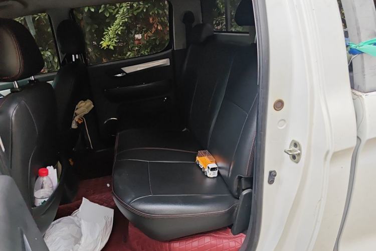 Used JAC Group T6 2017 2.0T Diesel China V Elite Version Long Wheelbase HFC4DB2-1D1 Left Rear Seat