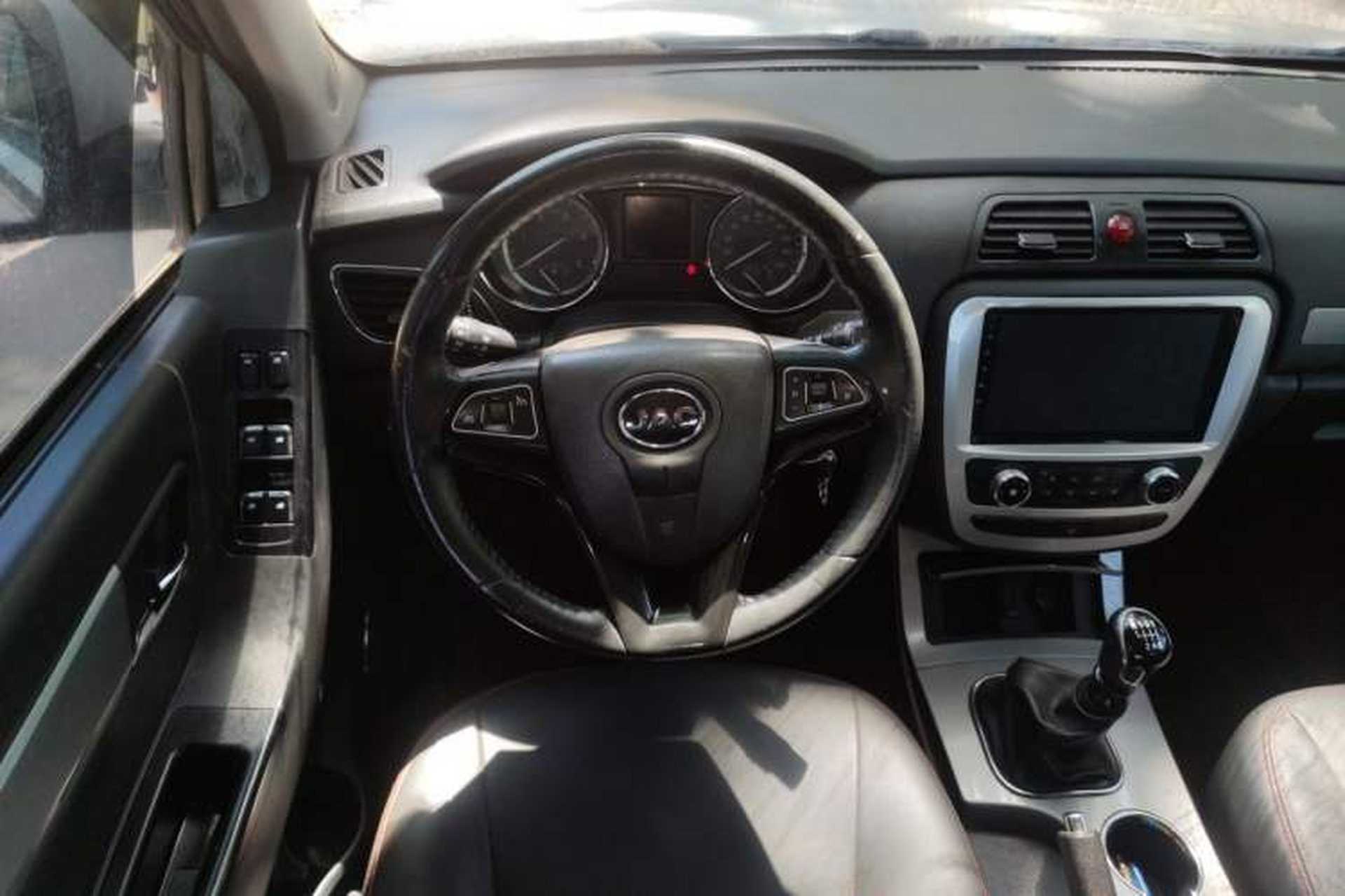 Used JAC Group T6 2017 2.0T Diesel China V Comfort Edition HFC4DB2-1D1 Steering Wheel